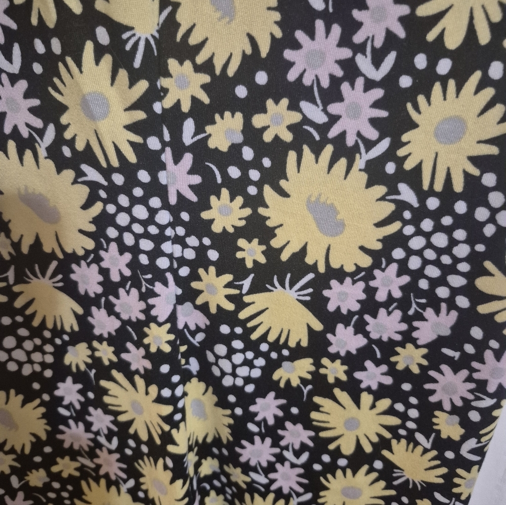 NEW! MUK LUKS Floral 3 PIECE Print Pajama Set - Black and Yellow - Picture 9 of 9